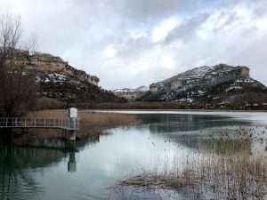 laguna de Uña con nieve